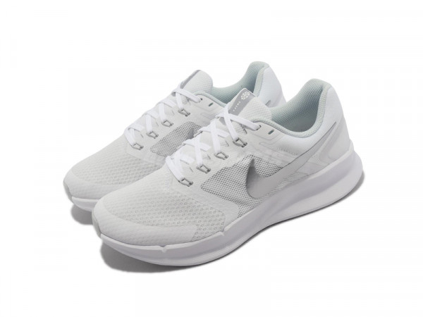 Nike Damen Laufschuh Swift 3 Road weiss